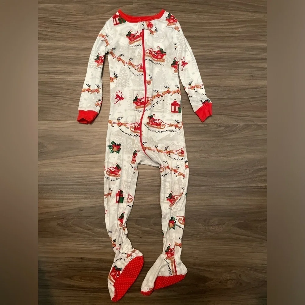 The Children's Place Red and White Santa print Footies One Piece pajamas size 2T